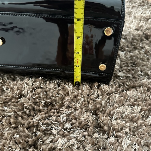 Yves Saint Laurent Bag, Patent Leather, Black (Mint condition) - Picture 13 of 14
